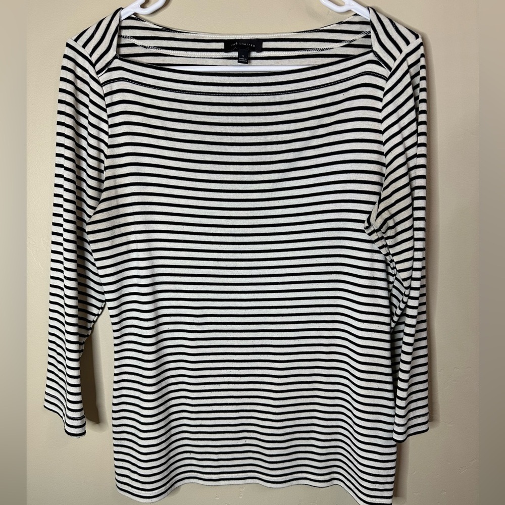 The Limited SMALL Black & White Striped Boatneck Long Sleeve Top - P2P 22”